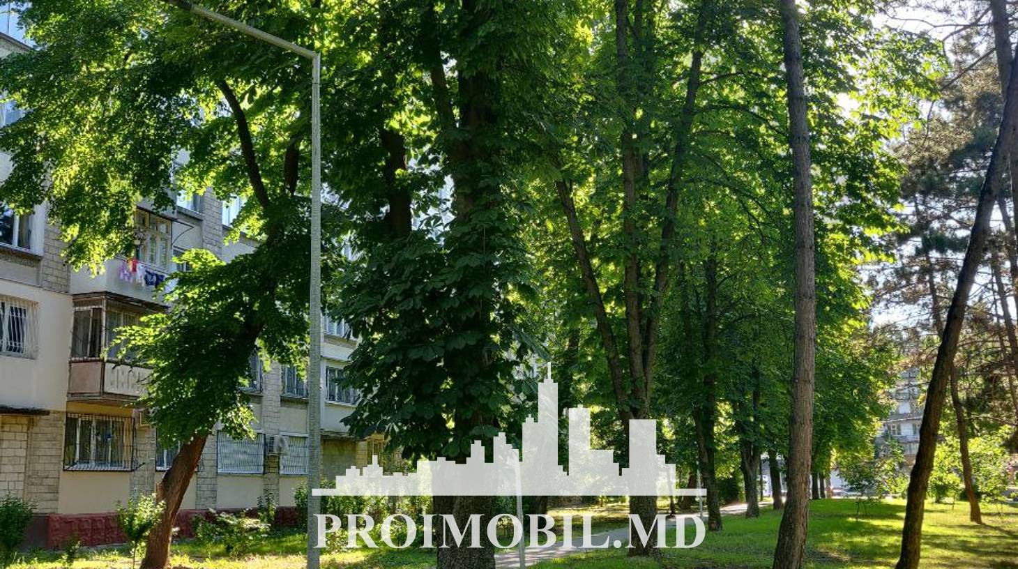 https://images.proimobil.md/BmIFR1kMQNMoiFbxdMnkBguEU_QiLnGbnAF9GFHNijA/watermark:0.75:so:0:30:0.39/resize:fill:1460:816:1/gravity:ce/bG9jYWw6Ly8vZXN0YXRlL2xyLzgzYWFhZjY5LWI0OTItNDNlOS1iOGNkLTkyNzE1NDI3MzViNS5qcGVn