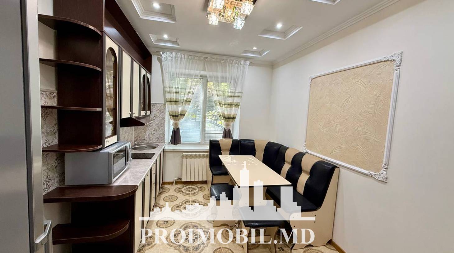 https://images.proimobil.md/BoUXYAC_EubevjDypMmTd7gjV2Z7GtYSnParcL4p0Cc/watermark:0.75:so:0:30:0.39/resize:fill:1460:816:1/gravity:ce/bG9jYWw6Ly8vZXN0YXRlL2xyLzE1ZmI5YjRiLThjNDItNGMzYy05YWZkLTc4ODMxMDJhMTI0Yi5qcGVn