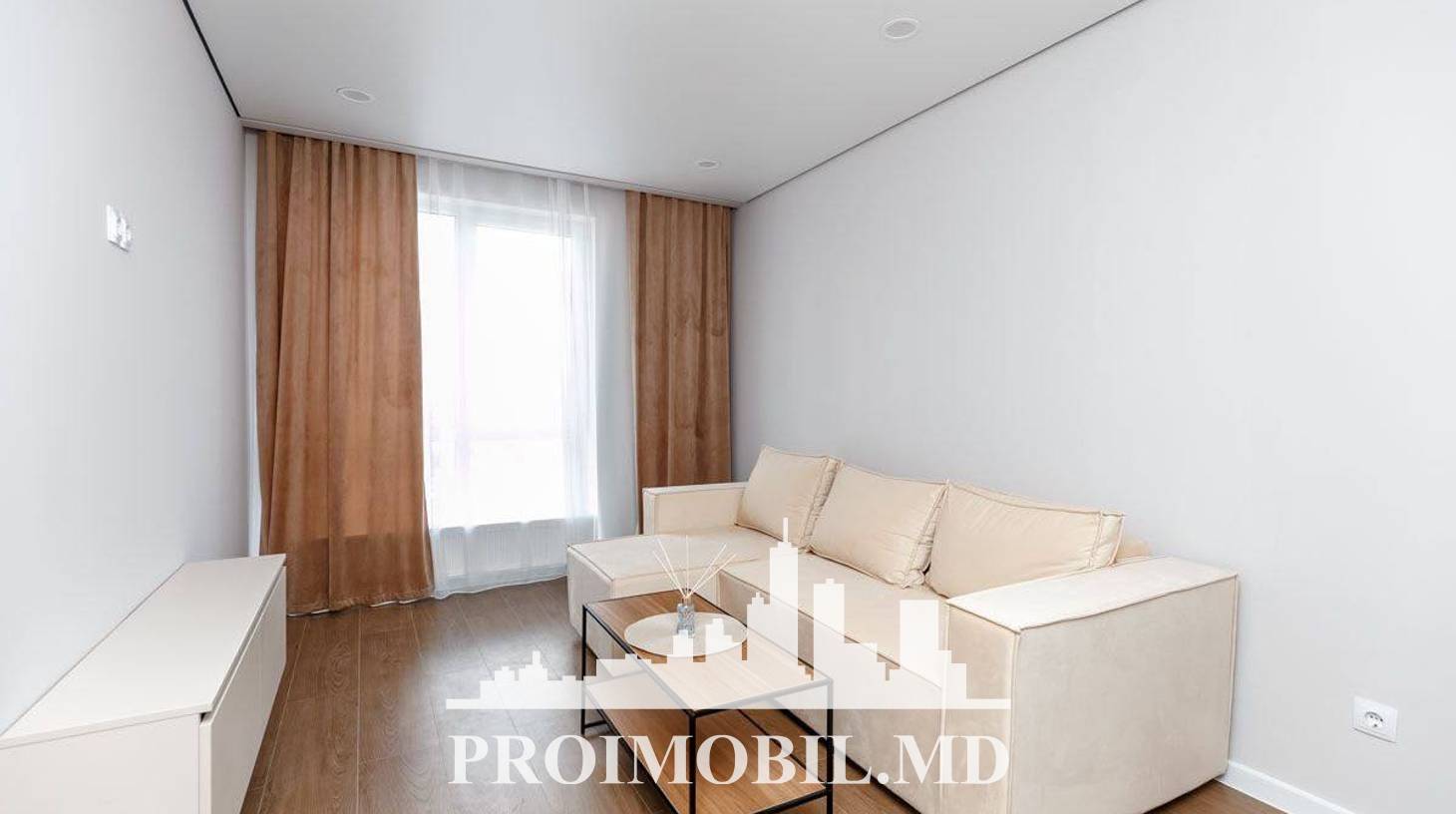 https://images.proimobil.md/BtT5LC3TBzAki7UCFiD6-n13PbHY0HAy1EZZCFT_YLE/watermark:0.75:so:0:30:0.39/resize:fill:1460:816:1/gravity:ce/bG9jYWw6Ly8vZXN0YXRlL2xyLzU3YTliNmM1LTZlNWUtNDM1ZS04ZWI3LTJiOWFiZTM4ZWZiOS5qcGVn
