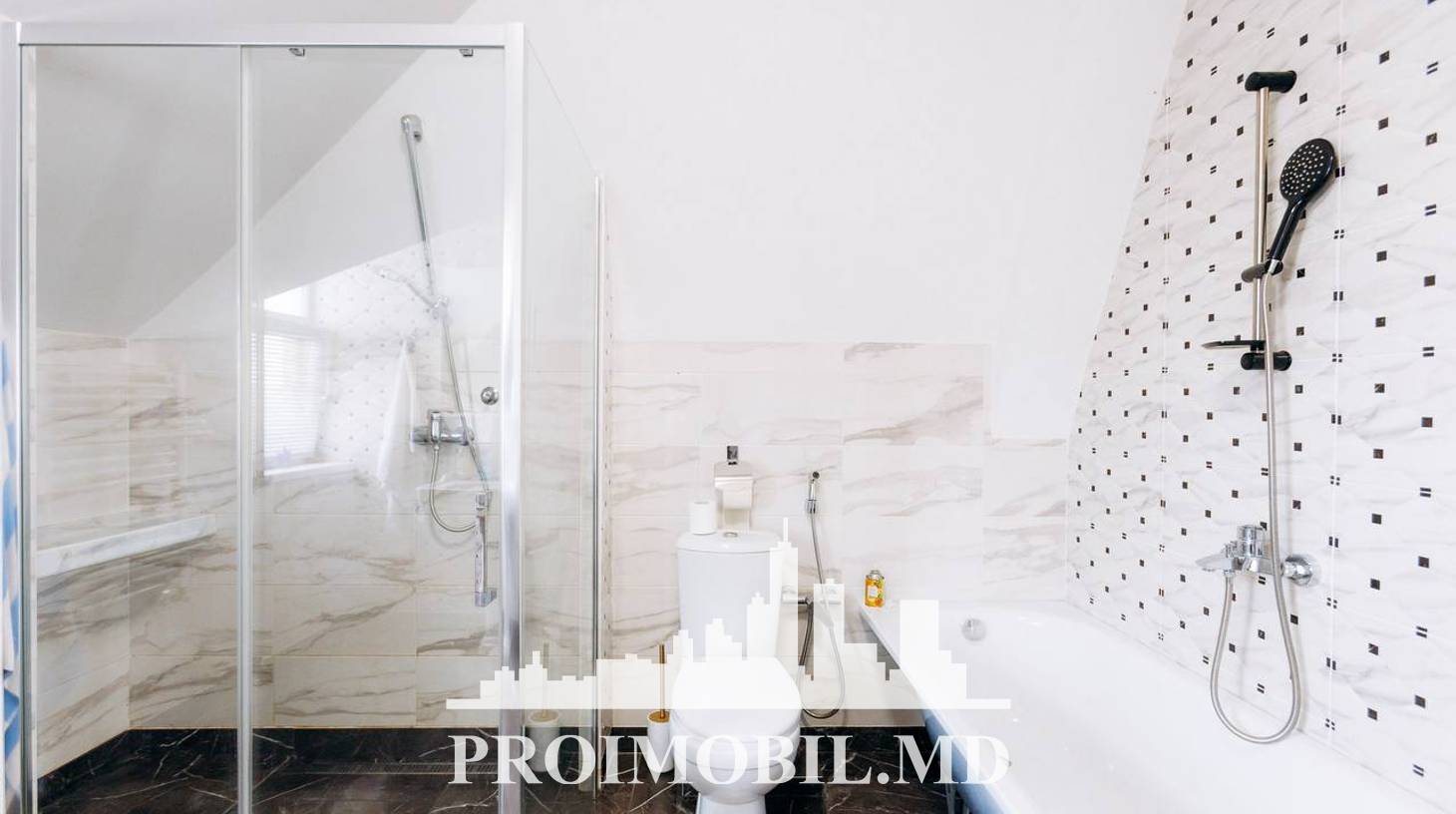 https://images.proimobil.md/Bw__PrOmqLkRVS_B1DVw-_kRN3Wg3aEj4yer5inzVBM/watermark:0.75:so:0:30:0.39/resize:fill:1460:816:1/gravity:ce/bG9jYWw6Ly8vZXN0YXRlL2xyLzkwNjdlMDNhLTZiZWQtNGM4My05N2ZiLWVhNjU1Y2MzYTExMC5qcGVn