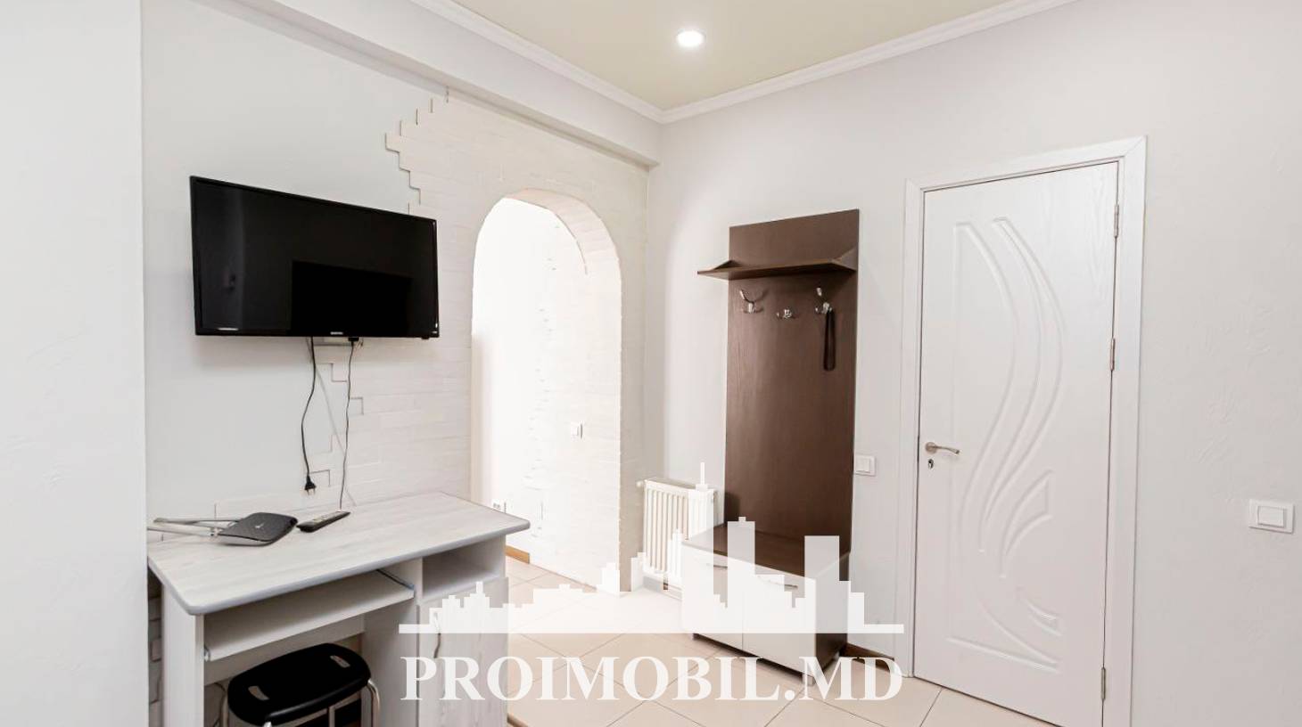 https://images.proimobil.md/Bxuq06ISQHRCtm38l29yzbexHtuW6lo2SXFEbEKrbE8/watermark:0.75:so:0:30:0.39/resize:fill:1460:816:1/gravity:ce/bG9jYWw6Ly8vZXN0YXRlL2xyL2VlNDI0ZDVhLWI3MzItNDlmMC1iZWEzLTNiNDk4MmNhMzEzNC5qcGVn