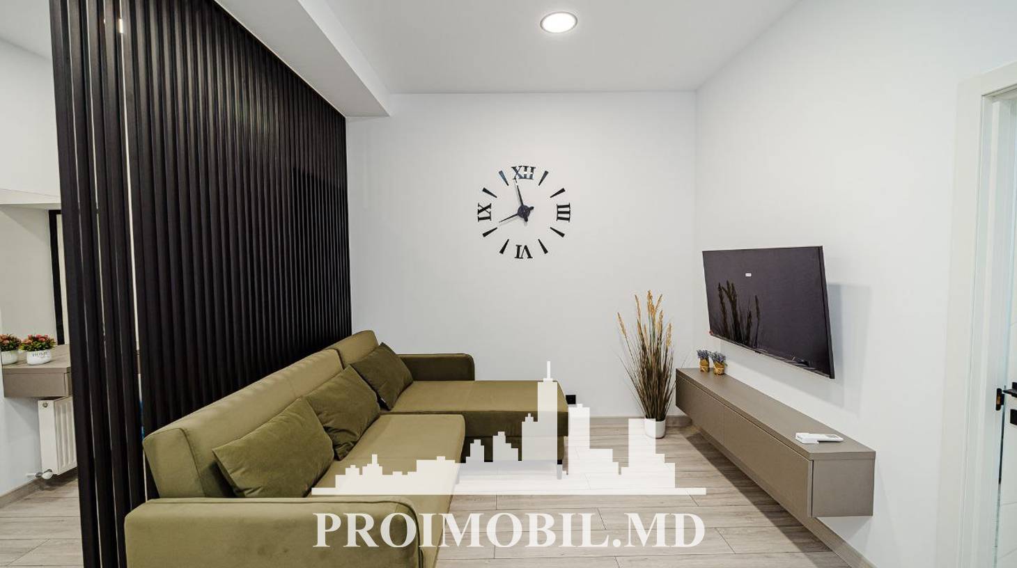 https://images.proimobil.md/ByVyr25lvm-8w_vA2wtxihdPccMSB8WdQ4t5k9bWoks/watermark:0.75:so:0:30:0.39/resize:fill:1460:816:1/gravity:ce/bG9jYWw6Ly8vZXN0YXRlL2xyLzg0YjI5ODgxLTlkYWEtNDczMy05MWUyLTM5Nzg0NjMwMDk4ZS5qcGVn