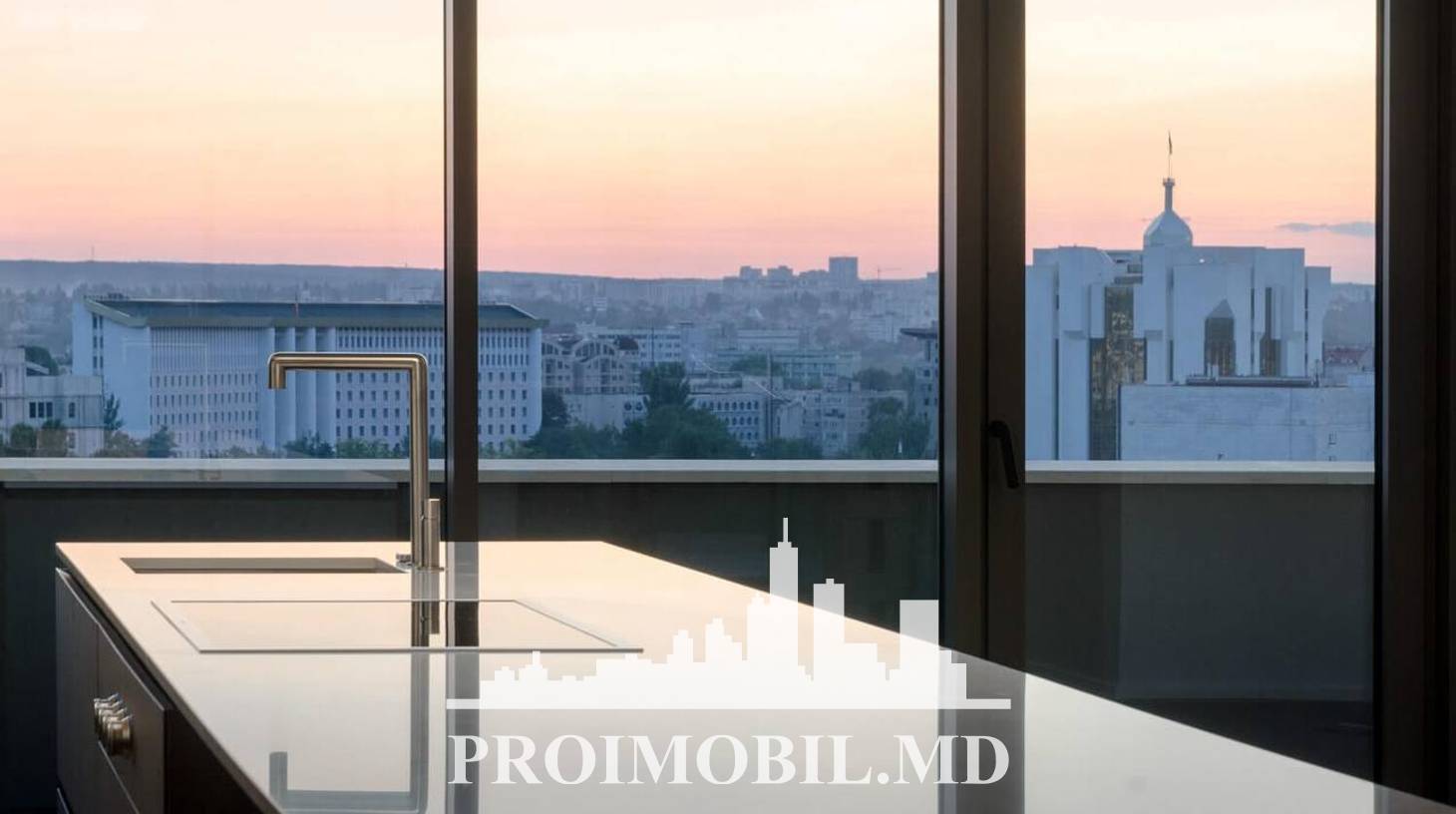 https://images.proimobil.md/C-ClYu7LWr1OjaaYsMjzAA7BqOJ2oKHmpYBEotshmag/watermark:0.75:so:0:30:0.39/resize:fill:1460:816:1/gravity:ce/bG9jYWw6Ly8vZXN0YXRlL2xyLzM1YWZjYjU5LWM3Y2ItNGMwZS1hMmJkLThkNjhlZTJiZDk2Ny5qcGVn