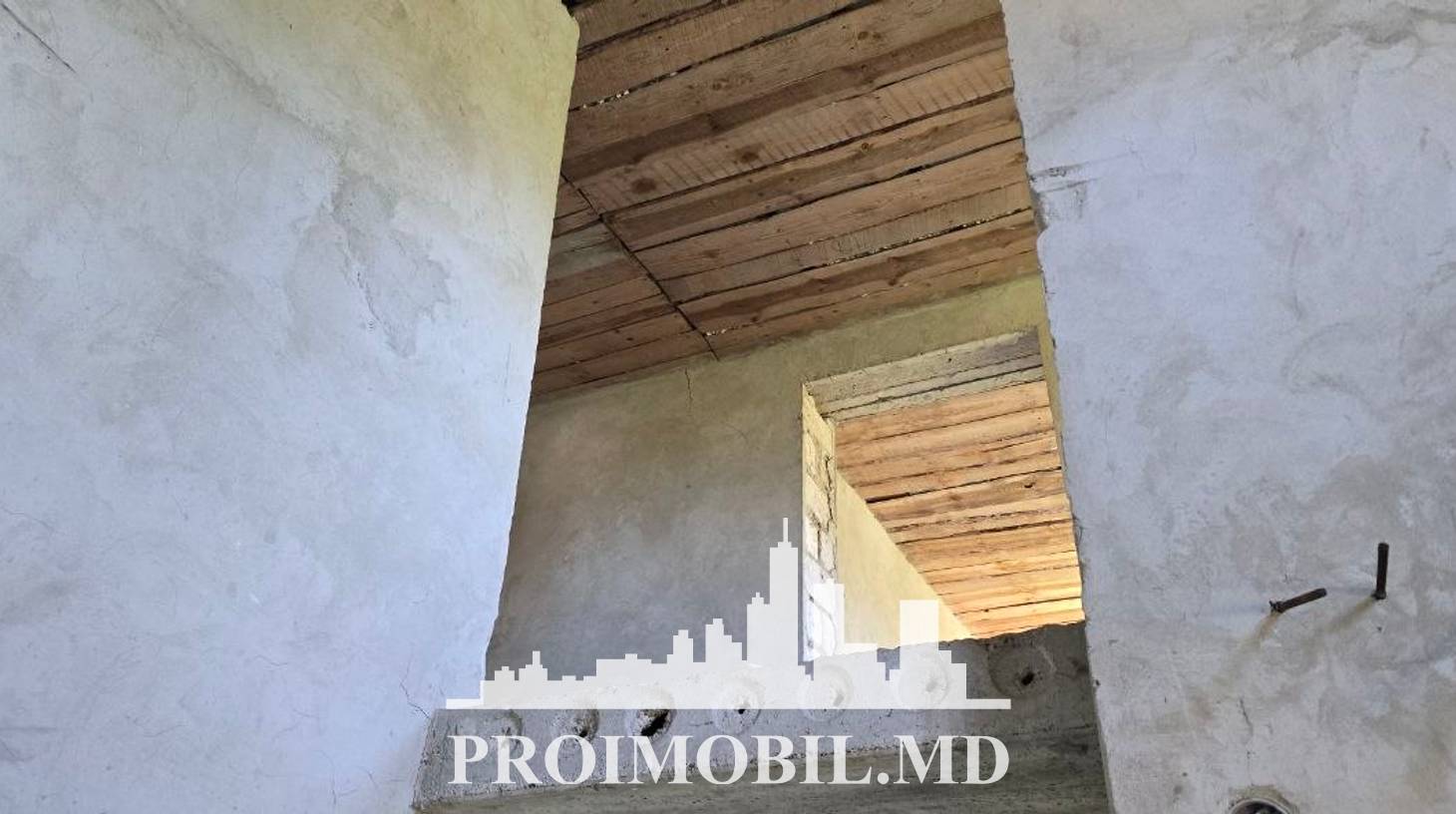 https://images.proimobil.md/C-kVr4gEAb9jcSxWB4xvEZyxdXIUG3Z3Wo2HlGbn2yM/watermark:0.75:so:0:30:0.39/resize:fill:1460:816:1/gravity:ce/bG9jYWw6Ly8vZXN0YXRlL2xyLzBmOTM4MmViLWI3MzktNGE2ZC1hYmRjLTgwZmJlODQxOTM2Ny5qcGVn