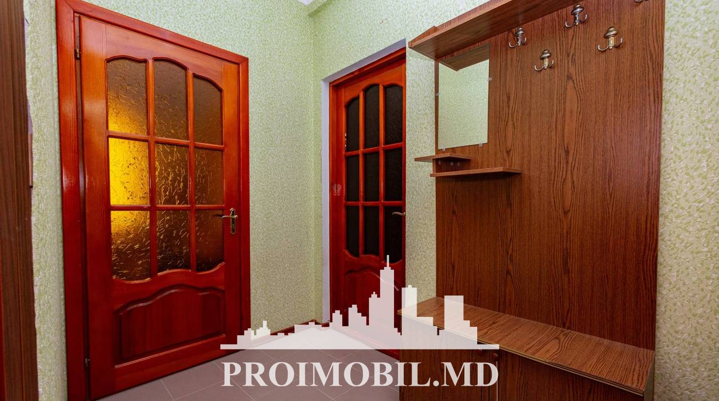 https://images.proimobil.md/C9JXK_l3R2SYBUEwL2tGVlxT6IR1BfyPH7HsuG3HA2A/watermark:0.75:so:0:30:0.39/resize:fill:1460:816:1/gravity:ce/bG9jYWw6Ly8vZXN0YXRlL2xyLzIwN2Q4N2FkLWZiNGEtNDk3Ni1hNDEzLTMyMDM2YTg3Njg2Yy5qcGVn