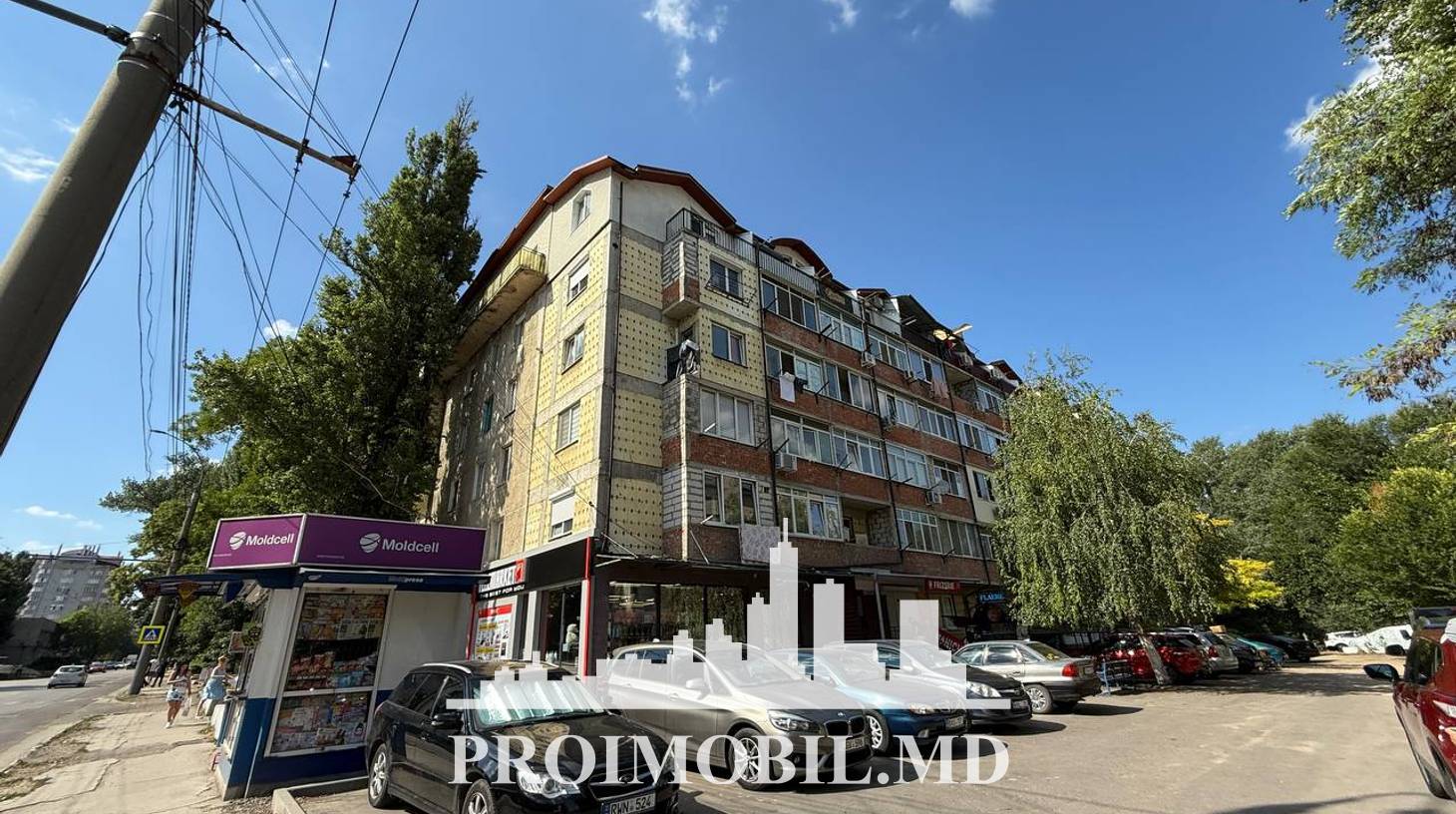 https://images.proimobil.md/CDOyQbzaYP9083qQW8LqdDyhQWDQiYo6CqMhYPOkE6k/watermark:0.75:so:0:30:0.39/resize:fill:1460:816:1/gravity:ce/bG9jYWw6Ly8vZXN0YXRlL2xyL2I4MGYzYTFjLWU3NDEtNGExNi05Y2NmLTMwNTI1Y2U1NmIwOC5qcGVn