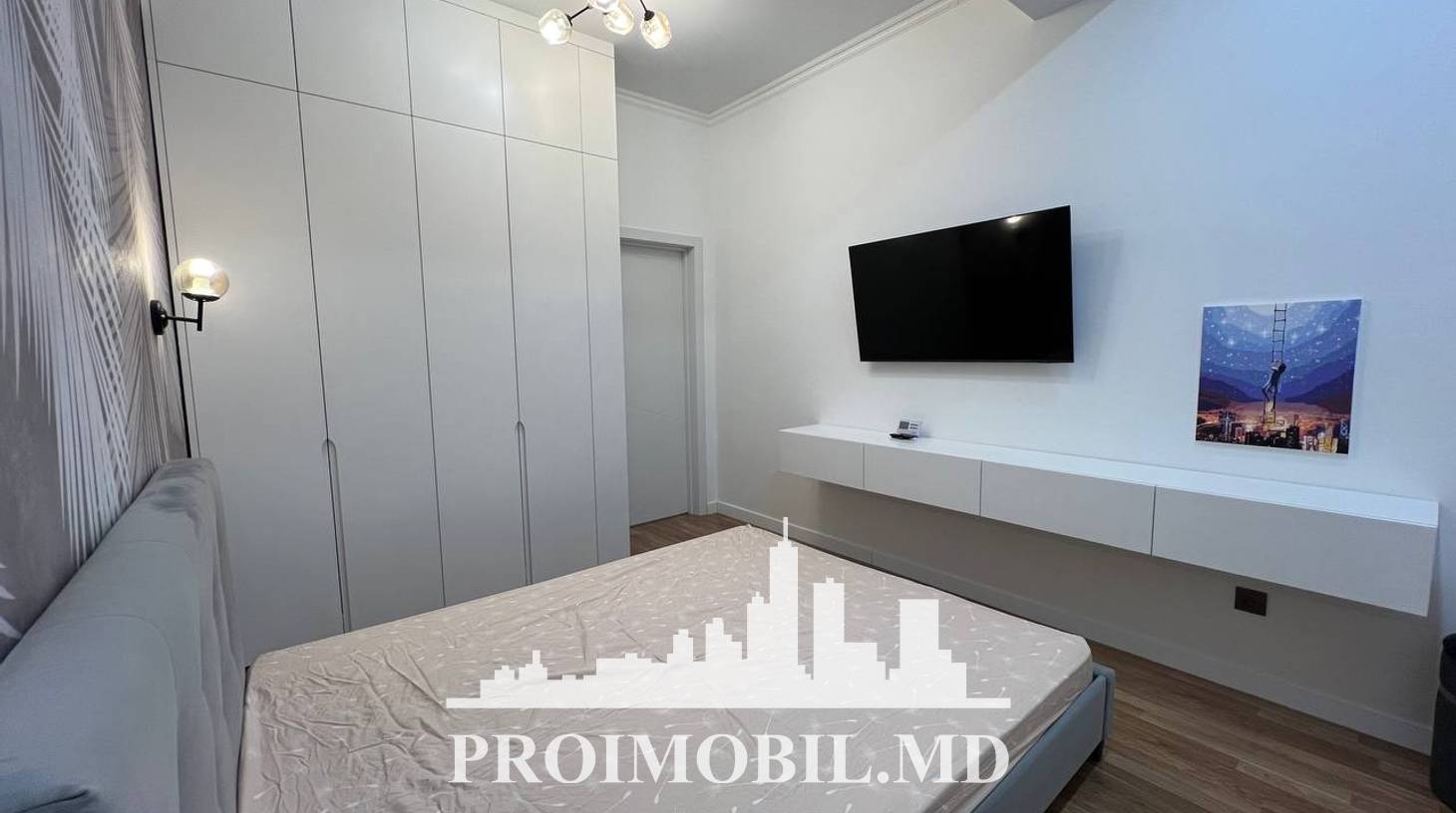 https://images.proimobil.md/CESHcZ6JT9P4JXM7ga_l0zTrgIDKg0O__pl2F_7aSTo/watermark:0.75:so:0:30:0.39/resize:fill:1460:816:1/gravity:ce/bG9jYWw6Ly8vZXN0YXRlL2xyLzUxNzNiYWY2LTI5ZmUtNGQ0Mi1iMDA5LTlhYmNlMjUwOTIwOC5qcGVn