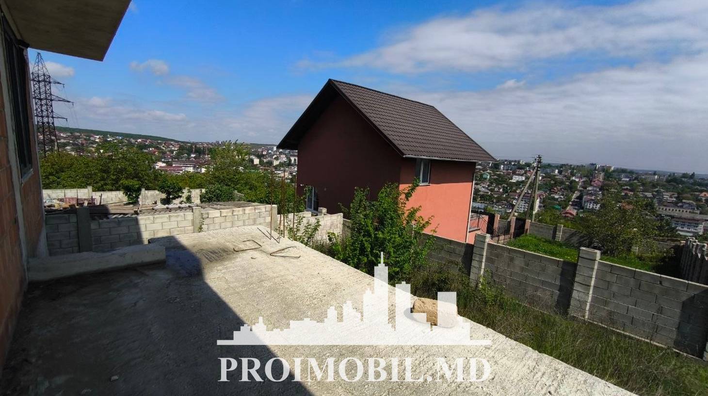 https://images.proimobil.md/CLFoYAIQUU3z615vrb8qg-tjvBOfKyut-EFhsZqOQqI/watermark:0.75:so:0:30:0.39/resize:fill:1460:816:1/gravity:ce/bG9jYWw6Ly8vZXN0YXRlL2xyLzM0YjY4YjQ1LWZlMzAtNDk2MS04ZjVlLTM3YzZjYTY0YzQzYy5qcGVn