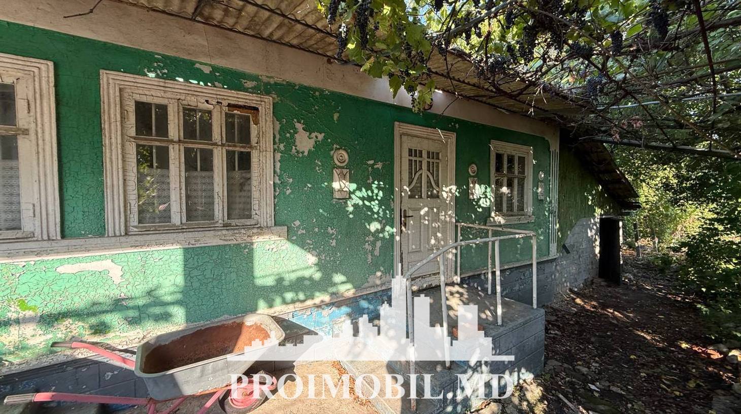 https://images.proimobil.md/CLNm0m_4M1ygniMWysS67OpMMPFFtvmQD0QUOt4S38Q/watermark:0.75:so:0:30:0.39/resize:fill:1460:816:1/gravity:ce/bG9jYWw6Ly8vZXN0YXRlL2xyL2I5OWI2YTVjLWY3Y2YtNDY1Ny1hYzcyLTY0MGQ3MzNkOGQ3Mi5qcGVn
