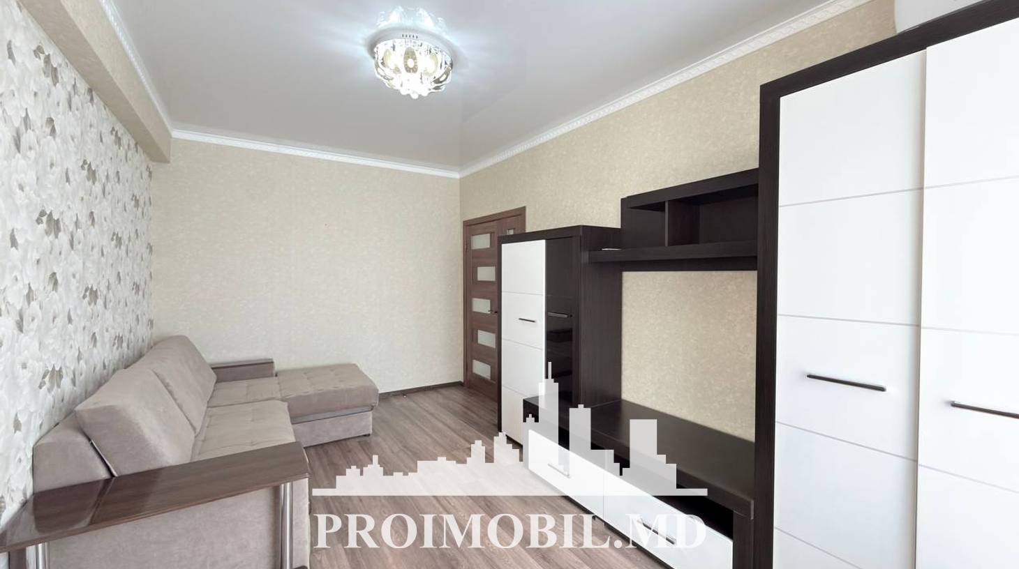 https://images.proimobil.md/CSnxrv7LLxMlz2TEHGx8oV8eaVS3CBG4HeMoKQhyumo/watermark:0.75:so:0:30:0.39/resize:fill:1460:816:1/gravity:ce/bG9jYWw6Ly8vZXN0YXRlL2xyL2RkZWRjNjE5LWFmYjAtNGFkNS05ZTcyLTk5OWU3ZjZlYTIxYi5qcGVn
