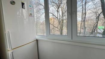 https://images.proimobil.md/CSwpThiCGHHozyw3bbzsWqEH_CTsH6kf_l8uDmOYkN8/resize:fill:350:198:1/gravity:ce/bG9jYWw6Ly8vZXN0YXRlL2xyLzc1OTlkNjhkLTNmN2MtNDhiMy04MjI3LWE2NTk1YjYwNTZiMi5qcGVn