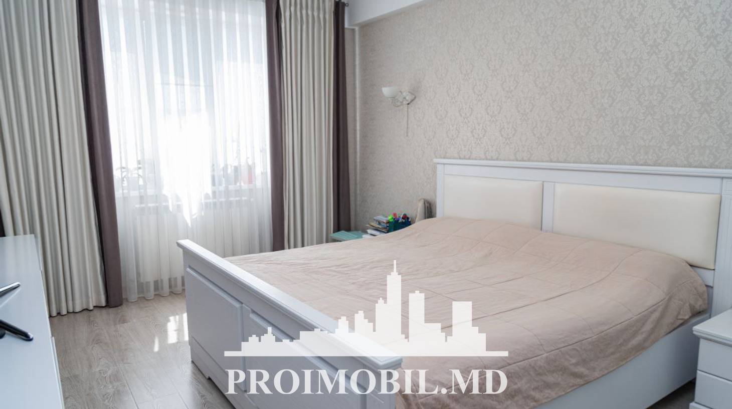 https://images.proimobil.md/CYyWySNiu97YiKBQ2urjlNjcwHP-RMe7VWBlPFwMV9k/watermark:0.75:so:0:30:0.39/resize:fill:1460:816:1/gravity:ce/bG9jYWw6Ly8vZXN0YXRlL2xyLzVhMmZhOGQ4LTk1ZGUtNGU2MS04OGQ3LWVjZTlmNzlkMDU4ZS5qcGVn