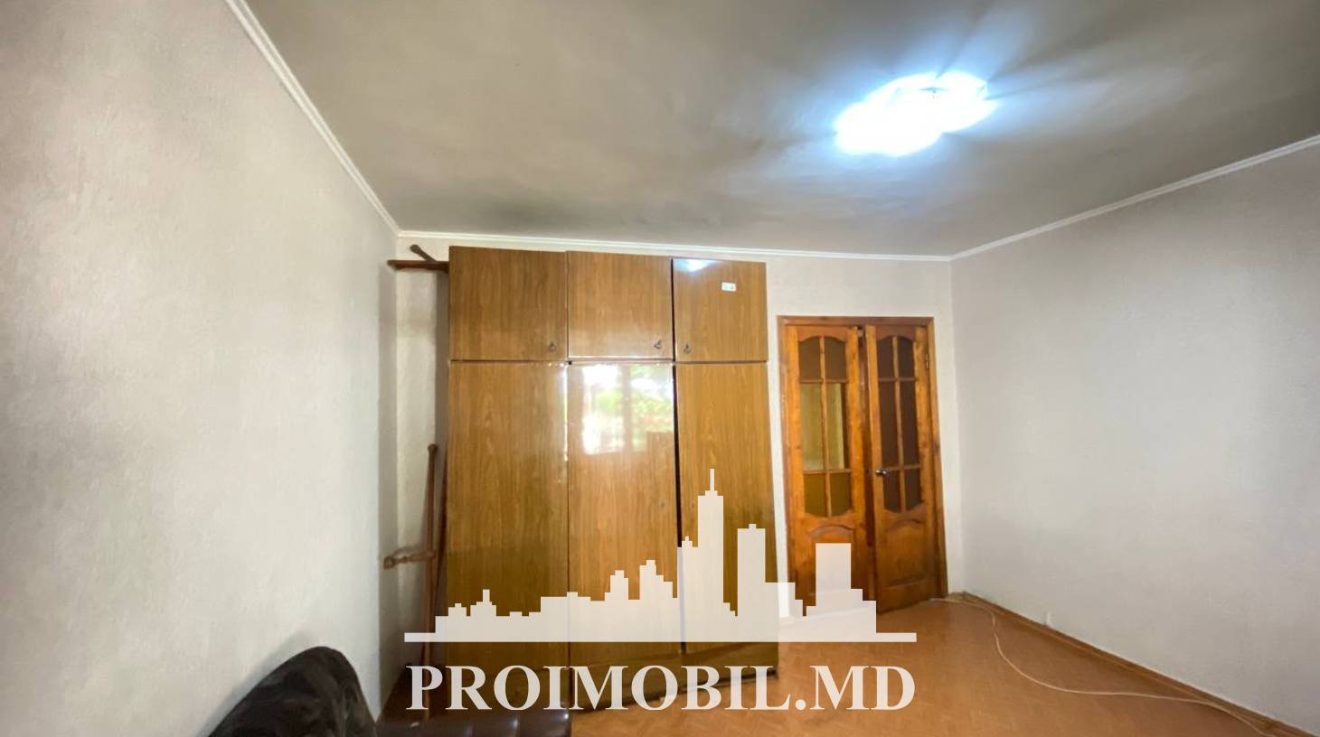 https://images.proimobil.md/C_v05jcU0kovctI0fENGEfC0A2vCY_FkPfqLb-F6jgo/watermark:0.75:so:0:30:0.39/resize:fill:1460:816:1/gravity:ce/bG9jYWw6Ly8vZXN0YXRlL2xyLzk2MjZkODM2LWEzMDktNGI5ZS1iOGI2LTdiZWFhMGYyM2EzNy5qcGVn