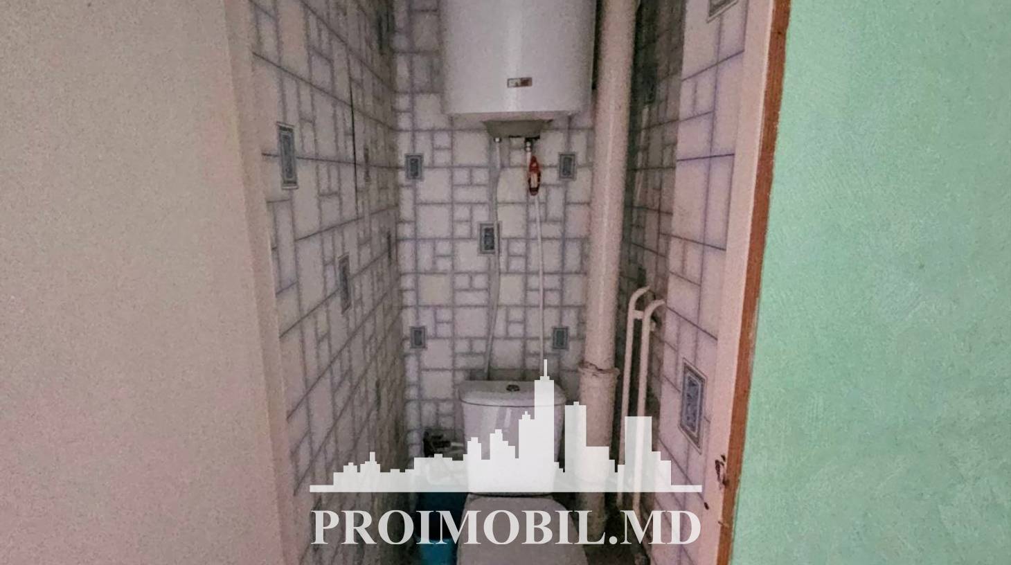 https://images.proimobil.md/Cgi__xbh3eoQHTYmqjrFV9qXwP6AXCZBA2rxNEqFNMs/watermark:0.75:so:0:30:0.39/resize:fill:1460:816:1/gravity:ce/bG9jYWw6Ly8vZXN0YXRlL2xyL2NhNzc4MmY2LTRiZDEtNGNiMi04MDJhLTZmMTEwZmRhY2IzZS5qcGVn