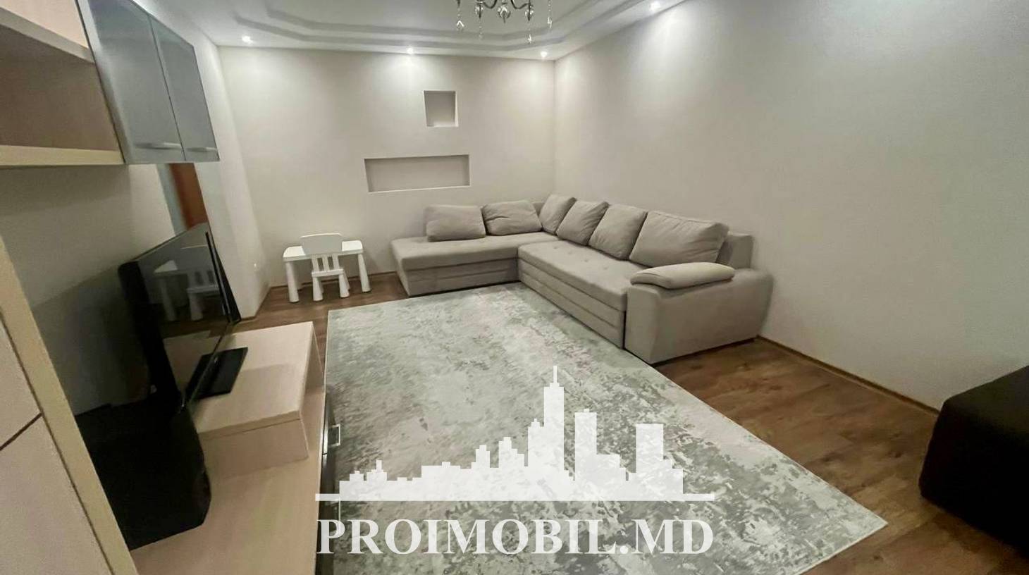 https://images.proimobil.md/CgssVya3gpyBiXCekoRwQtwRU16NF2xb0_uROsFYXq8/watermark:0.75:so:0:30:0.39/resize:fill:1460:816:1/gravity:ce/bG9jYWw6Ly8vZXN0YXRlL2xyLzE1YTE3Y2FhLTIxMzgtNGNlNS1iOWVkLTIyMzg4ZGVhODgwZC5qcGVn