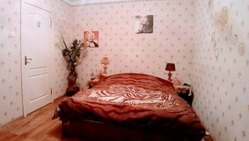 https://images.proimobil.md/Ckiw2tpssaQG9zak6gpngkzCqx2rv0THixs1NyaHbhc/resize:fill:350:198:1/gravity:ce/bG9jYWw6Ly8vZXN0YXRlL2xyLzRhYzcwYWVkLTYxYWQtNDg3MS1hNWViLTE5OWQzYzlhYzIwOC5qcGVn