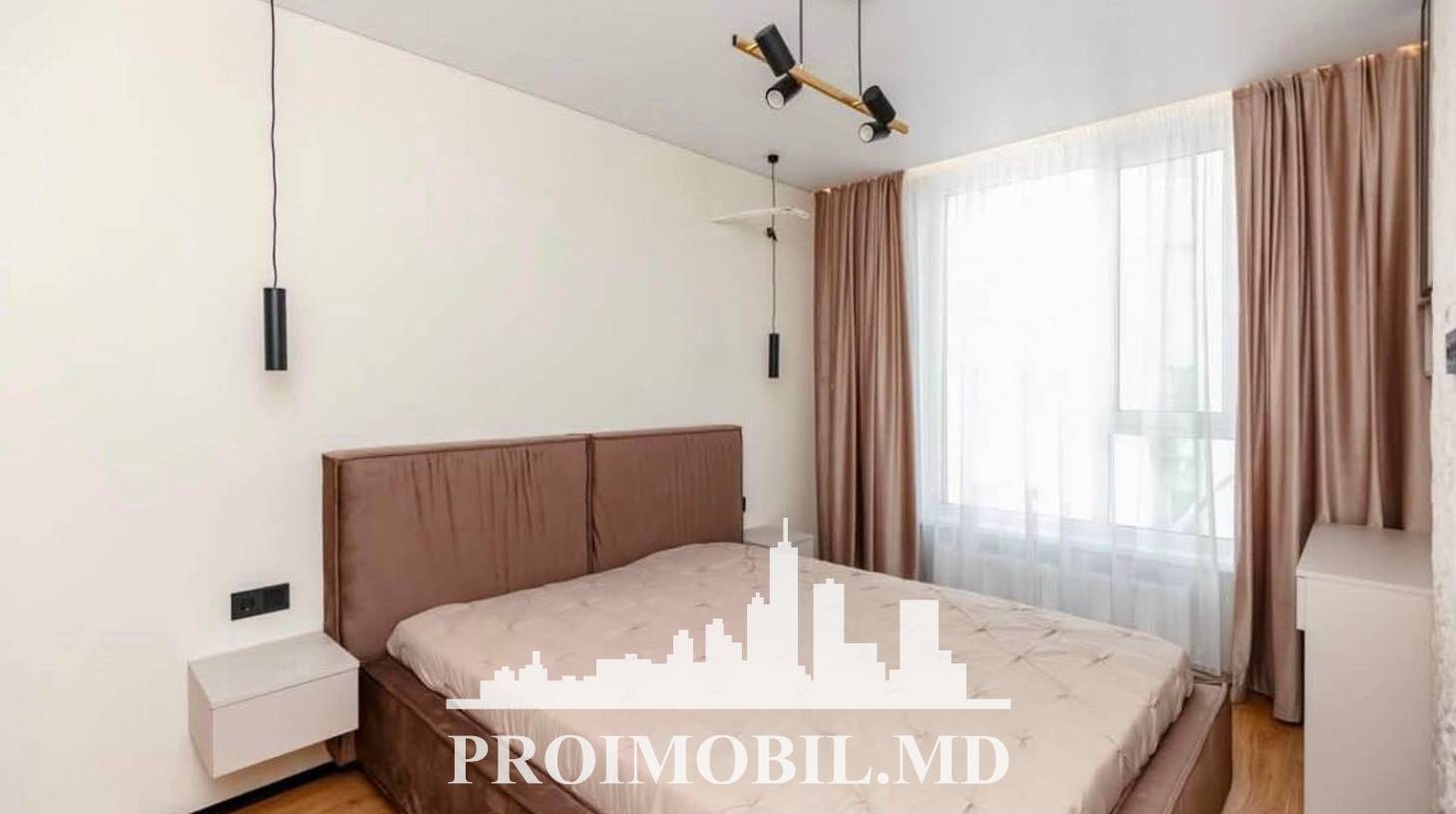 https://images.proimobil.md/Cmmi0PKtCCrB6bAAozF9fFT7uPplmHa5g5Bfk1mRTLU/watermark:0.75:so:0:30:0.39/resize:fill:1460:816:1/gravity:ce/bG9jYWw6Ly8vZXN0YXRlL2xyLzFmNjlkYTkzLTNjZDMtNGRiMS05ZjYwLWMxZmUwNGJkNmUyZC5qcGVn
