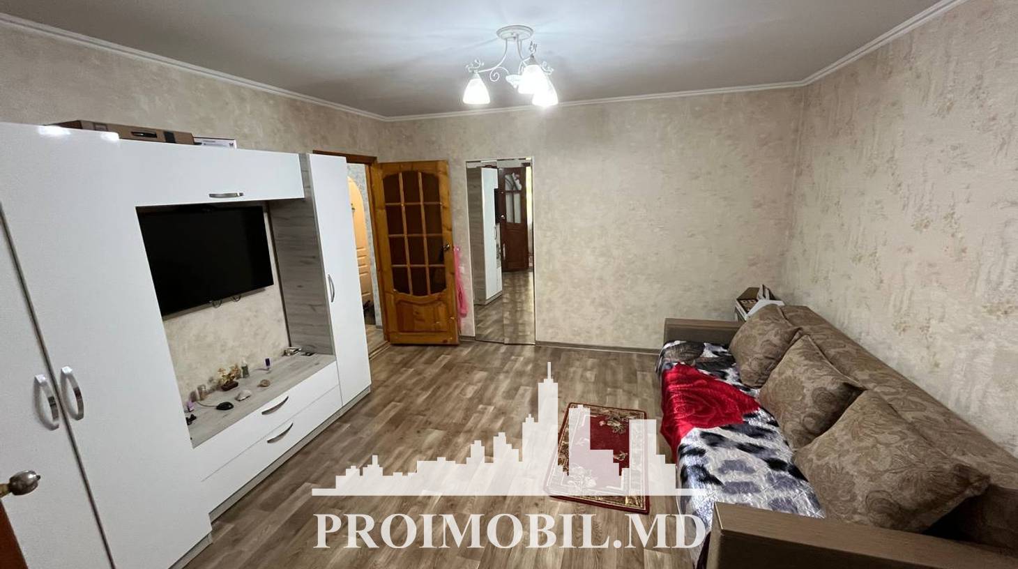 https://images.proimobil.md/CmxJAdiPIDoHu8Xg3inPSbJaWUFf1Z-o2AaK0iqfRn4/watermark:0.75:so:0:30:0.39/resize:fill:1460:816:1/gravity:ce/bG9jYWw6Ly8vZXN0YXRlL2xyL2JkZTBhMzRhLTZlYTMtNGZlZi04OWU0LTRiZjUzNDkxYWQwMi5qcGVn