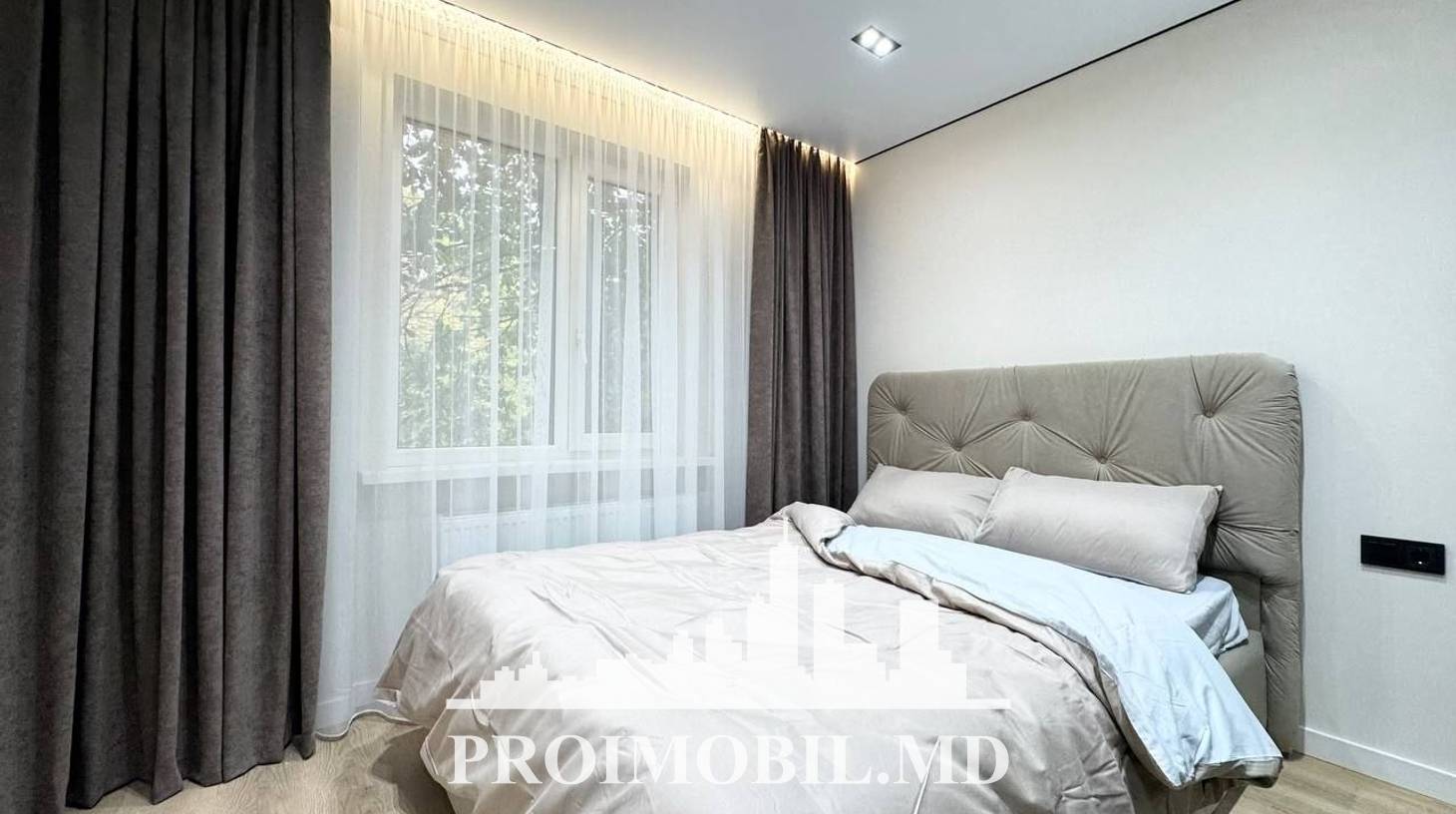 https://images.proimobil.md/Cn2Z0eSJmD87bOVq0_pJOl4GHmIVm26tP9ldL6ebWaY/watermark:0.75:so:0:30:0.39/resize:fill:1460:816:1/gravity:ce/bG9jYWw6Ly8vZXN0YXRlL2xyL2RkMjY5YjdhLWRiNmItNDZjZC1iMTA3LWFlODAzZWU1MjY3Ni5qcGVn