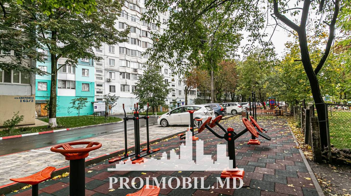 https://images.proimobil.md/Cv4RAEQ7yWOxs9K1vSj3wKtfBC7jp_IfzpYi2xCEL7M/watermark:0.75:so:0:30:0.39/resize:fill:1460:816:1/gravity:ce/bG9jYWw6Ly8vZXN0YXRlL2xyLzZkMWE1MTlhLTA4MmEtNGIyMy04MzA1LTYwZDBjZWI3OGJkZi5qcGVn