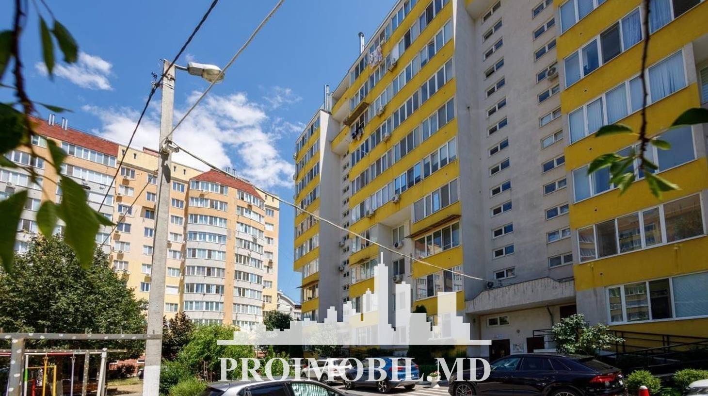https://images.proimobil.md/CvmHNY8dMvhIvF9NwMH1-Ms7J9aMFeJE9NloHe_Wk3g/watermark:0.75:so:0:30:0.39/resize:fill:1460:816:1/gravity:ce/bG9jYWw6Ly8vZXN0YXRlL2xyL2IzNGJiOTQyLTAwZmMtNGEyNC1hMzJhLTc3YzczMWE1ODJhMi5qcGVn