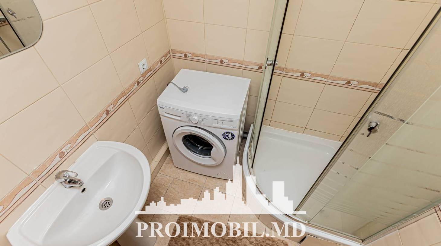 https://images.proimobil.md/D124R1JdzLzgbAMQiALDCqqplRJnKuRM41au9G8fhI0/watermark:0.75:so:0:30:0.39/resize:fill:1460:816:1/gravity:ce/bG9jYWw6Ly8vZXN0YXRlL2xyL2M4NzY3NzRkLWEwMGEtNGIzNi05MjZmLTUxMmM2OTUzNGIxZS5qcGVn