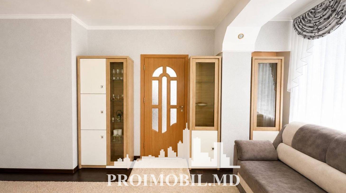 https://images.proimobil.md/D1bbCOwN_9dnba1X9Ljwc3zbTTuuGedW-1dnZuuMNbo/watermark:0.75:so:0:30:0.39/resize:fill:1460:816:1/gravity:ce/bG9jYWw6Ly8vZXN0YXRlL2xyLzcxOGFiYmE4LTQ1ODMtNGY4Zi1hMjk4LTBjNGJhNGM2MTFiYS5qcGVn