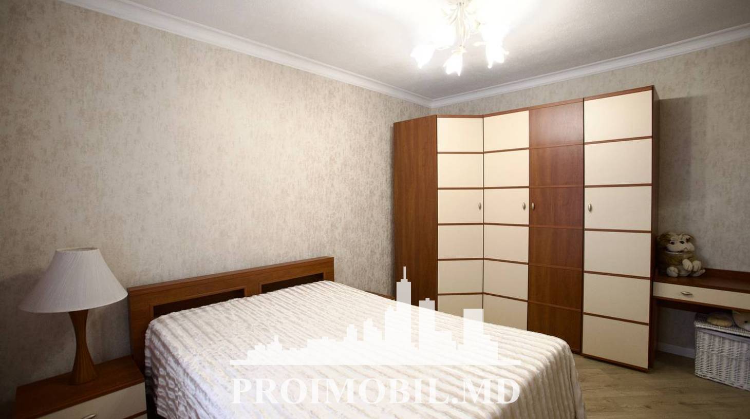 https://images.proimobil.md/D27FI-4XOYnxGdjM3V8jwyk418Kjg2PwYYiAIzLWir8/watermark:0.75:so:0:30:0.39/resize:fill:1460:816:1/gravity:ce/bG9jYWw6Ly8vZXN0YXRlL2xyL2JlMTQwZjJkLTYxOTAtNDk5My04ZmIyLWI3NDM1ZGNjNWM1My5qcGVn