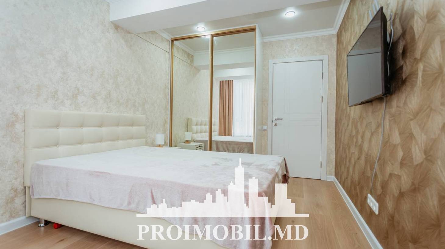 https://images.proimobil.md/D2UyanrvHWfg2hGs_ifuKma87UxCDP4y7YDr7sjAiu8/watermark:0.75:so:0:30:0.39/resize:fill:1460:816:1/gravity:ce/bG9jYWw6Ly8vZXN0YXRlL2xyLzU4YjI4MzJhLTAxOTMtNDljMS1hNmY5LTA1YmY3ZmE3YzUwZS5qcGVn