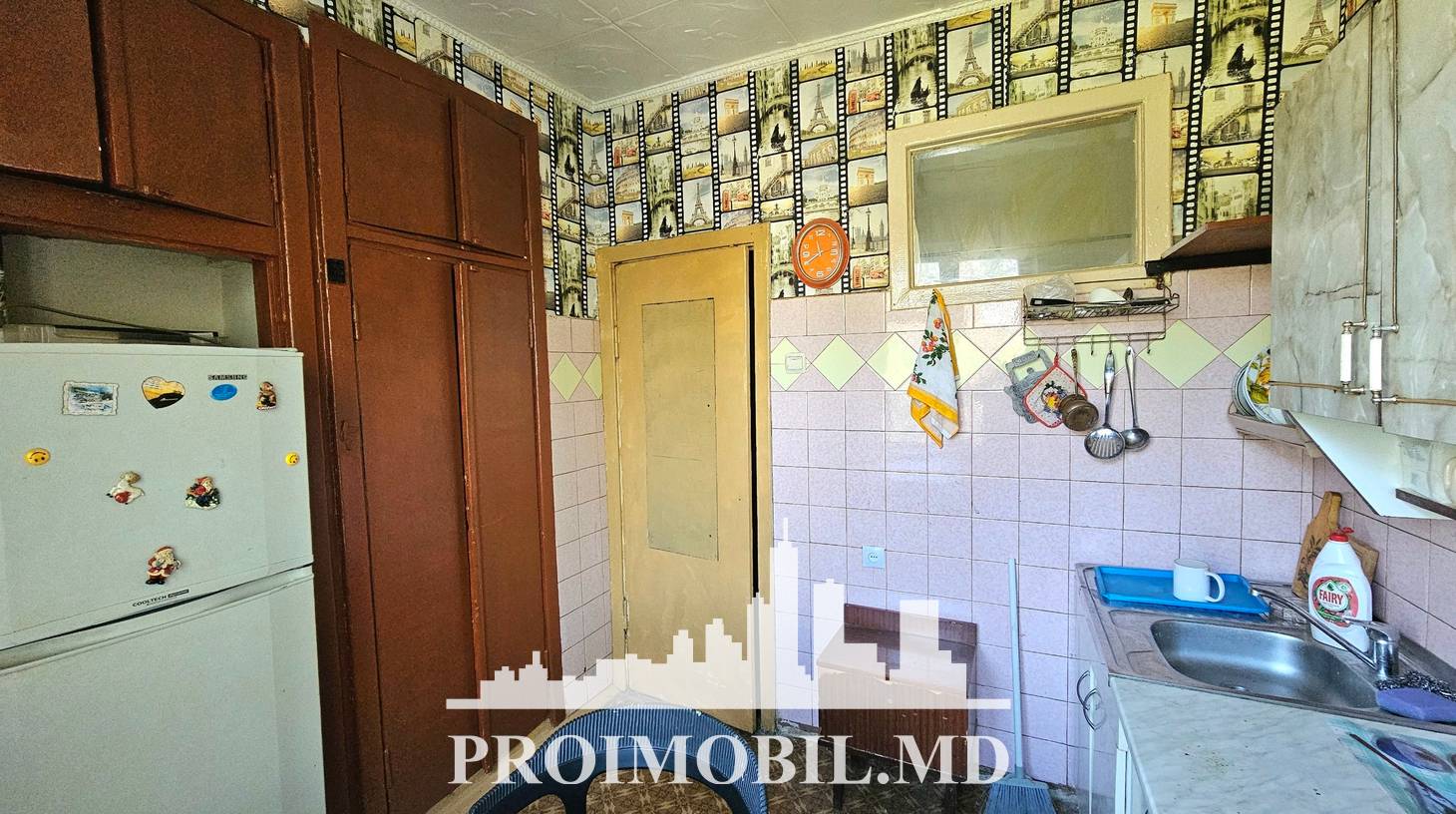 https://images.proimobil.md/D2lYqpzpsCJEkyrGEKQerKnT8pzpmv_xhkn1GVNNssQ/watermark:0.75:so:0:30:0.39/resize:fill:1460:816:1/gravity:ce/bG9jYWw6Ly8vZXN0YXRlL2xyLzI5ZGYyOTNkLTdhNjQtNDI5NS05YTk0LWRiYWNmMGU3ZTM1Ni5qcGVn