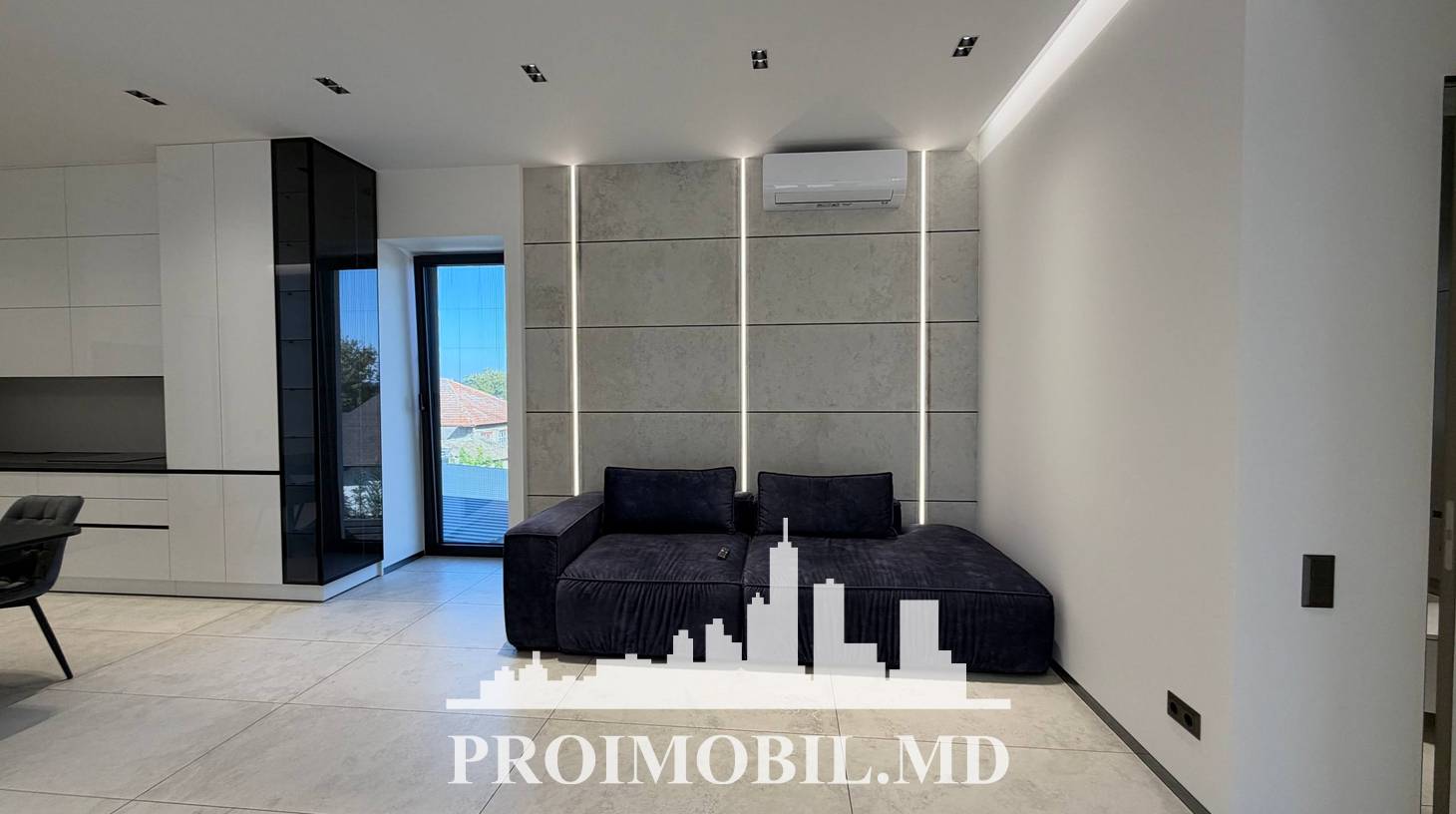https://images.proimobil.md/D408qgI4W9LrL1YRPCf9bfWV6FdTh72Z212KpKIuGrY/watermark:0.75:so:0:30:0.39/resize:fill:1460:816:1/gravity:ce/bG9jYWw6Ly8vZXN0YXRlL2xyLzU2NTBmMWVmLTQ1YzQtNDAxNy1iNDZiLWRhNzUwNzc4ZjFkZi5qcGVn