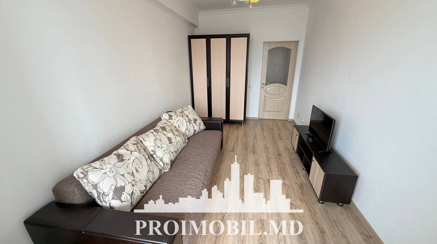 https://images.proimobil.md/D6LFMWgXl7OGV8Pn_kFRLQT1vj4n8Qla8ruRpKBGg04/watermark:0.75:so:0:30:0.39/resize:fill:1460:816:1/gravity:ce/bG9jYWw6Ly8vZXN0YXRlL2xyLzZhY2MzYmU4LWVmMTktNGM2My1iMzA5LTlhMjI0NDkzNzdlMi5qcGVn