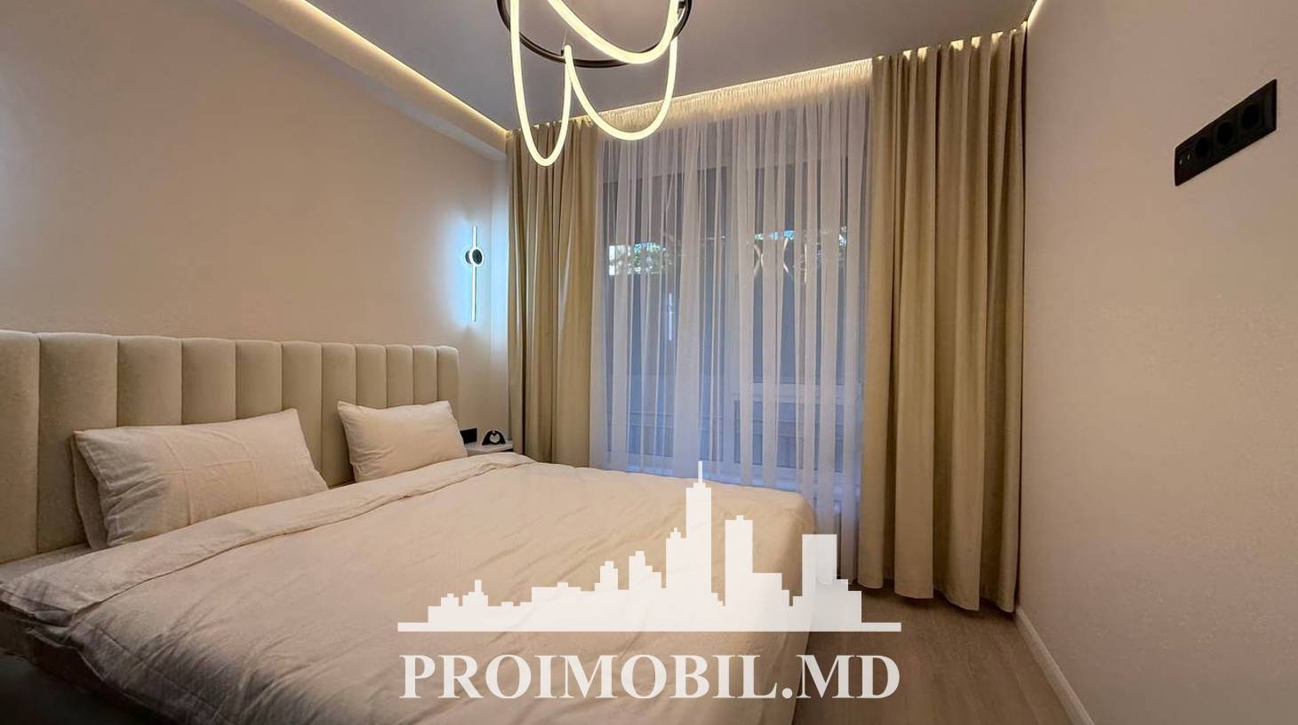 https://images.proimobil.md/DBPNEk9cS_I6xSSzjNC5o5GBWa5iuJ7k7TBV5lLlXxw/watermark:0.75:so:0:30:0.39/resize:fill:1460:816:1/gravity:ce/bG9jYWw6Ly8vZXN0YXRlL2xyL2NhMmUxMjQ3LTcyZjUtNDk0Zi1iNjEzLTMyYWE2NTYzYjEzZC5qcGVn