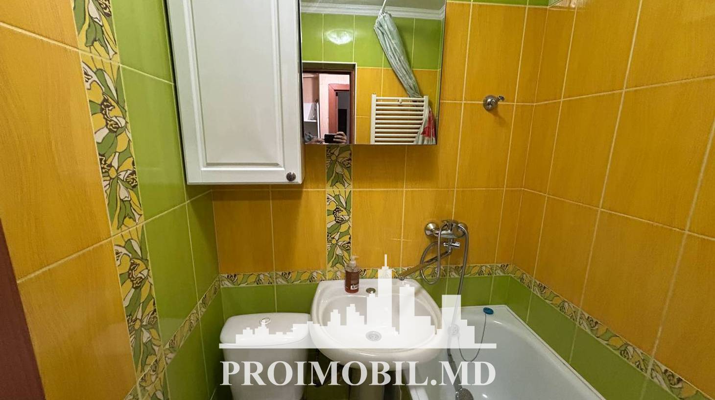 https://images.proimobil.md/DCV9rTQ31belFT9IEHb7Ao0NAHUpvSL8psNrVQWcBS0/watermark:0.75:so:0:30:0.39/resize:fill:1460:816:1/gravity:ce/bG9jYWw6Ly8vZXN0YXRlL2xyLzkyODJiMDBiLTIzZGEtNDRkMC1iMzU2LTYyNmI0ZDkwZDJjNC5qcGVn