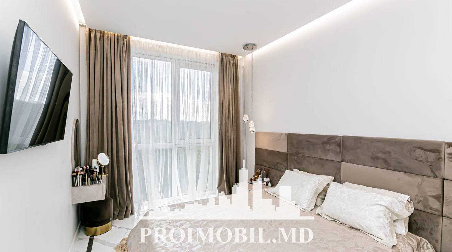 https://images.proimobil.md/DEcResDKpaU5_K-2l8rTmPrM6X3Otv8EMuLTvi-3I_g/watermark:0.75:so:0:30:0.39/resize:fill:1460:816:1/gravity:ce/bG9jYWw6Ly8vZXN0YXRlL2xyLzU4ODRjOWQzLWQ3NTAtNDgyMS1iMDljLWNhZWRiOTUyZGUxZi5qcGVn