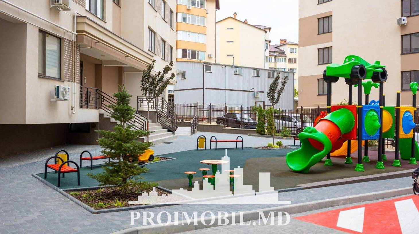 https://images.proimobil.md/DFysiBnqjKAba-HRYijtNCsD-mhO1X2x10dzkqqQLMI/watermark:0.75:so:0:30:0.39/resize:fill:1460:816:1/gravity:ce/bG9jYWw6Ly8vZXN0YXRlL2xyLzFkNDliMTgxLTY2YzktNDBlYy05ZmY0LWUwZDg3YmFlN2YzNi5qcGVn