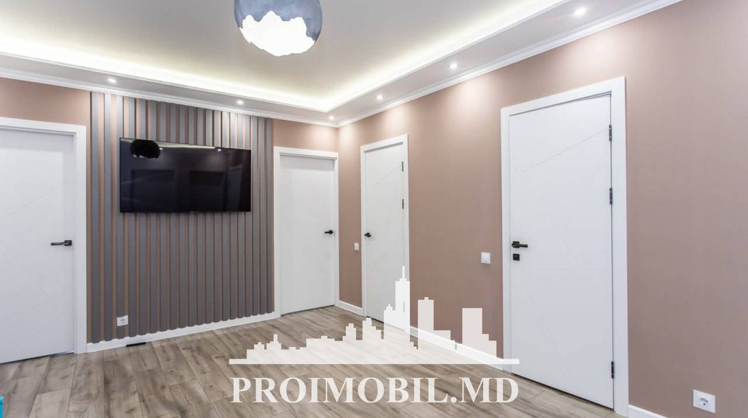 https://images.proimobil.md/DG3lljpQ_mGKRTosTDOq69KdnF15ZjbwUpNq6n6CeG8/watermark:0.75:so:0:30:0.39/resize:fill:1460:816:1/gravity:ce/bG9jYWw6Ly8vZXN0YXRlL2xyL2NhMjZjNGYwLTZiMDctNGZiOS1iN2Y0LTZmYmMzYTdhN2JkNi5qcGVn