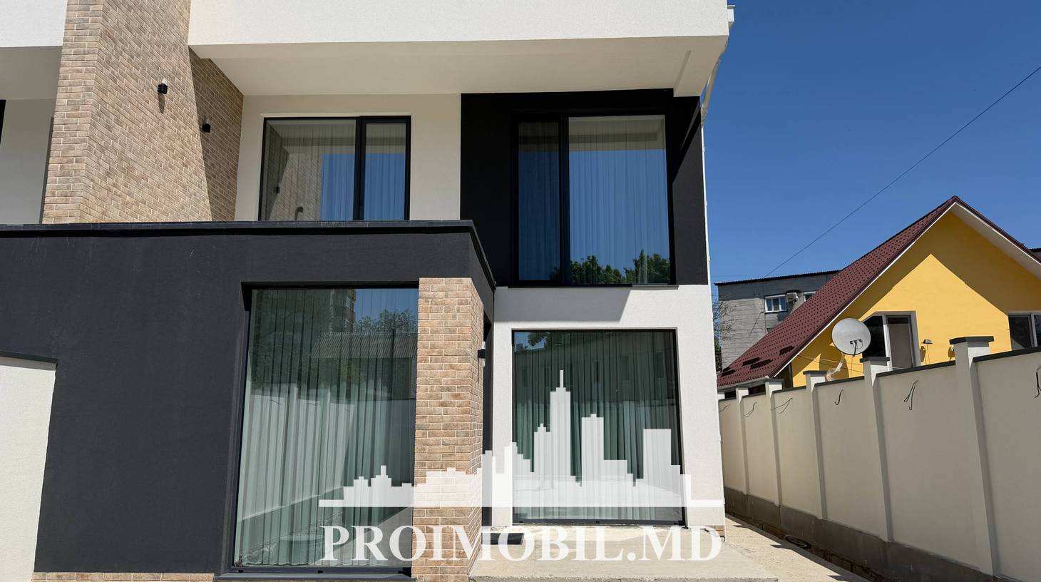 https://images.proimobil.md/DG_DNIg9j3PSJ0Q7Cio9K6BMVe-lqs4nOyQ80HGoUd4/watermark:0.75:so:0:30:0.39/resize:fill:1460:816:1/gravity:ce/bG9jYWw6Ly8vZXN0YXRlL2xyLzFiZTQ2NWUyLWM3NGYtNGFhMy1iZGM0LTA2Zjk1ZThkNzQ2My5qcGVn