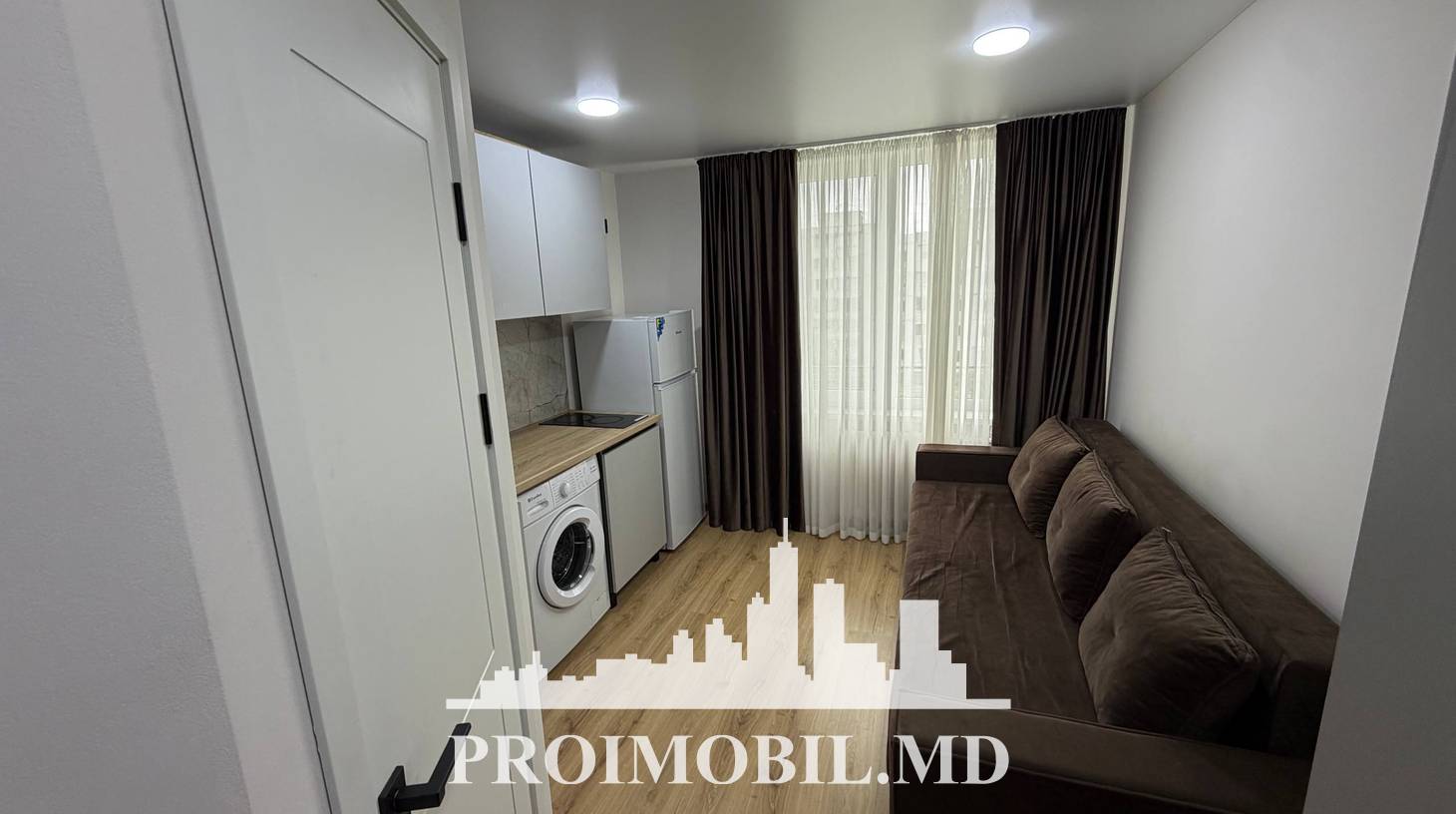 https://images.proimobil.md/DJLQCxyPC7H9l5rUImSwlqLr5HEknPYOMnlkvfQMYZE/watermark:0.75:so:0:30:0.39/resize:fill:1460:816:1/gravity:ce/bG9jYWw6Ly8vZXN0YXRlL2xyL2UzYmJhM2VkLWNhYmEtNGY1YS1iZDYxLWRmYTg0MGEyZGFiNC5qcGVn