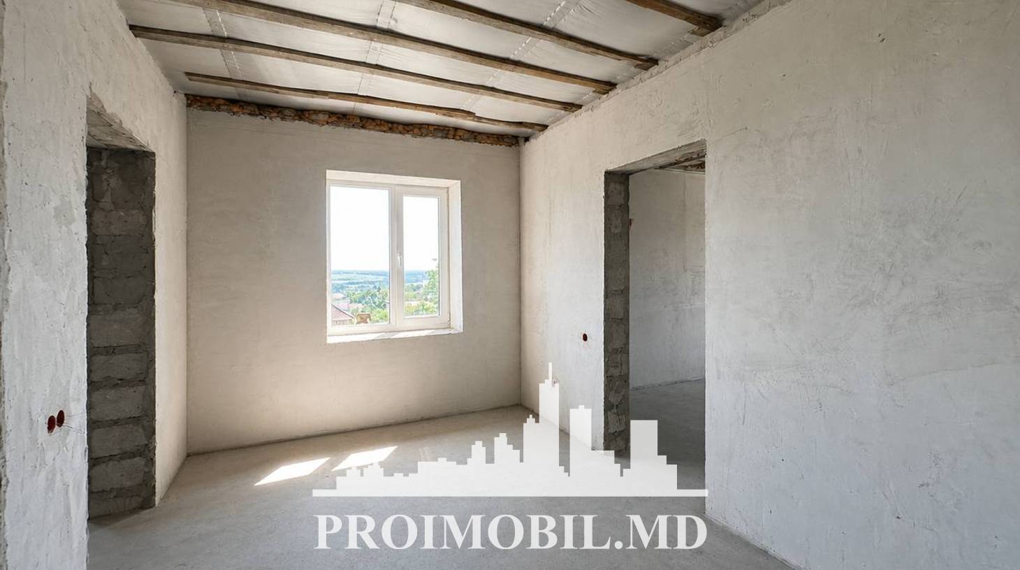 https://images.proimobil.md/DJfQ4_vfefs3jJsDJumqPHDxaCs4EOLYVl51Cw6993s/watermark:0.75:so:0:30:0.39/resize:fill:1460:816:1/gravity:ce/bG9jYWw6Ly8vZXN0YXRlL2xyLzFhOGRhZjQ0LTZiZjgtNGNmZC1hZDIzLWYyYmYxMWYyOWQ0YS5qcGVn
