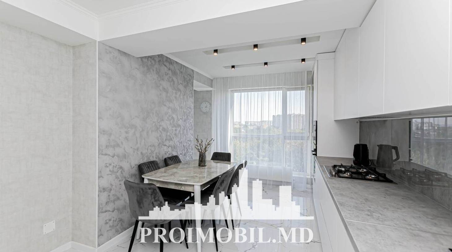 https://images.proimobil.md/DKN9ZRcWkfpAHWWP-fpjvhuEatpzpxnEDYC-Gk1uK64/watermark:0.75:so:0:30:0.39/resize:fill:1460:816:1/gravity:ce/bG9jYWw6Ly8vZXN0YXRlL2xyLzU0MWUwNTAzLTM2MjItNGM2OC05N2MxLTc2ZWU4ZGNkOGM1OC5qcGVn