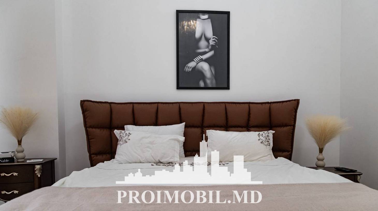 https://images.proimobil.md/DKV_lWu8Vd76lP7_68gc22x56hAgEBfbR2WFTCVsYTk/watermark:0.75:so:0:30:0.39/resize:fill:1460:816:1/gravity:ce/bG9jYWw6Ly8vZXN0YXRlL2xyLzE5MGQzNGNjLTkzMjYtNGE4My1hN2FhLWJlZWU5YzdhYjg5Ni5qcGVn