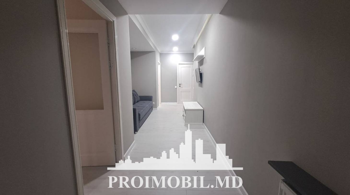 https://images.proimobil.md/DLGm9EwWWx7vVOomK-r5KQDsvJREtMieLSO64p7aOJ4/watermark:0.75:so:0:30:0.39/resize:fill:1460:816:1/gravity:ce/bG9jYWw6Ly8vZXN0YXRlL2xyLzQ2OTU3Y2IwLTQ1ZTQtNGY4Ny04YmMzLTFlMDg0OWJmMjhhNS5qcGVn
