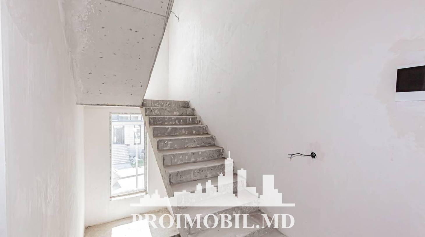 https://images.proimobil.md/DRqHXMryP0BT6A25CB-Vu6jbX9YMZjsooOes-Fjy7Fs/watermark:0.75:so:0:30:0.39/resize:fill:1460:816:1/gravity:ce/bG9jYWw6Ly8vZXN0YXRlL2xyLzBmMDE0ZjJmLWI5YzctNGM4ZS05Zjk4LTJmZDExMTNmMjIyNi5qcGVn