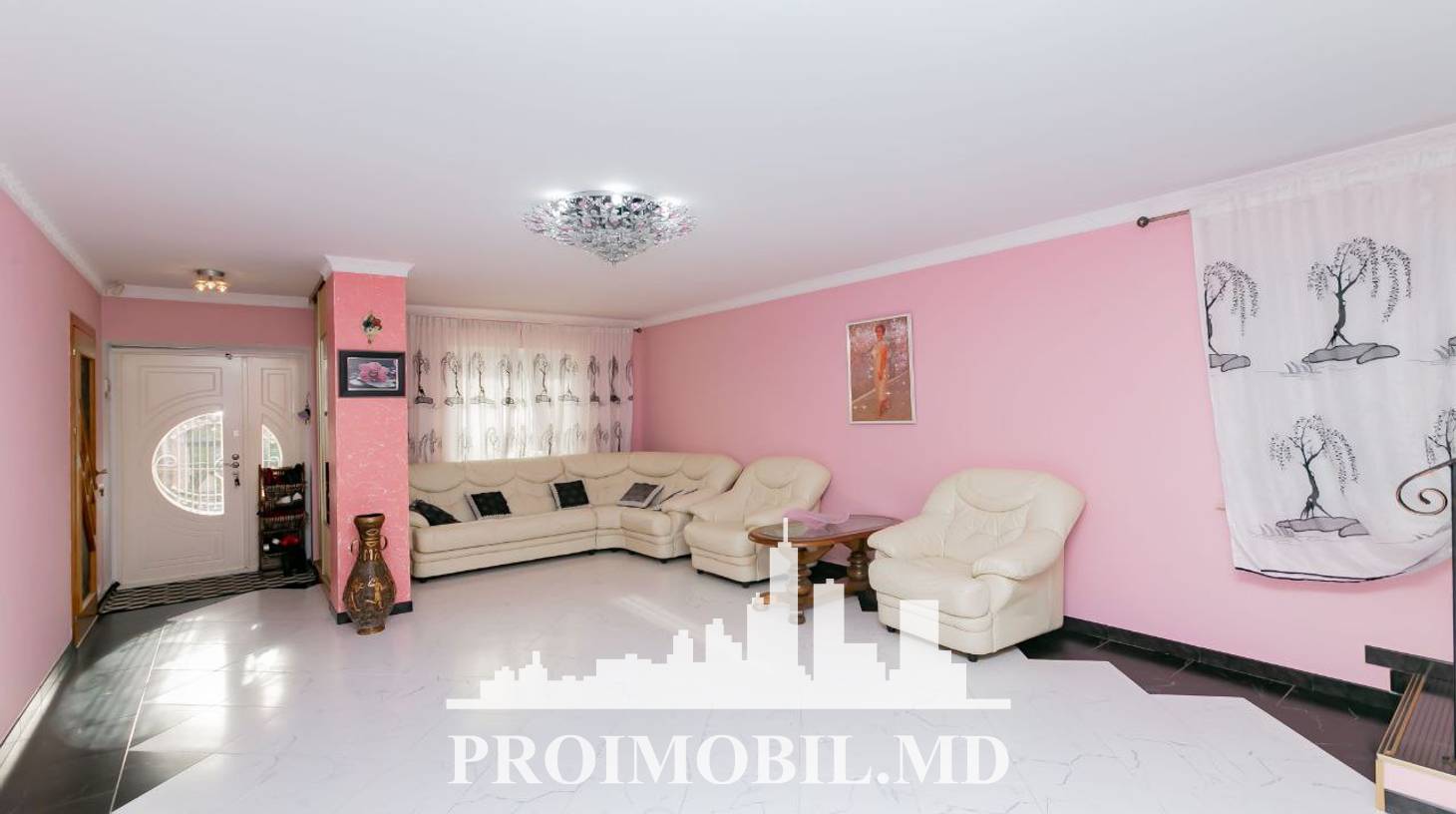 https://images.proimobil.md/DS6SRHUy7hJqjV_Ew6fEWXxB-hU7D0K14gJiEpgY7aM/watermark:0.75:so:0:30:0.39/resize:fill:1460:816:1/gravity:ce/bG9jYWw6Ly8vZXN0YXRlL2xyL2MzMWI2ZTJjLWMxOTctNDkzNy05NDNiLTJjNGQ2OGI0ZjJkZS5qcGVn