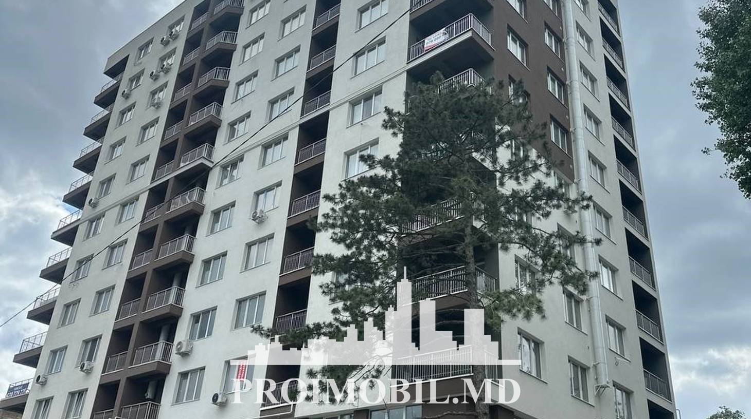 https://images.proimobil.md/DSvwoewHuzt1wtSZRU9DpLIxsv30WUZc3o6pi4PZpKU/watermark:0.75:so:0:30:0.39/resize:fill:1460:816:1/gravity:ce/bG9jYWw6Ly8vZXN0YXRlL2xyL2ZlNGE3MmM5LTZlNjgtNDkyYi04Y2UyLTg1N2IyNjFlMWMzOC5qcGVn