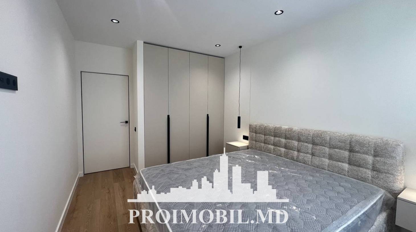 https://images.proimobil.md/DVM-F95T2AB4Af3N8Zh3E1oRWHO_bnXSbEikLp0xApQ/watermark:0.75:so:0:30:0.39/resize:fill:1460:816:1/gravity:ce/bG9jYWw6Ly8vZXN0YXRlL2xyLzQ5ZDlhMzRmLTM3NWItNDcyYi04NmVlLTQzZmY1OTBkM2RjNy5qcGVn