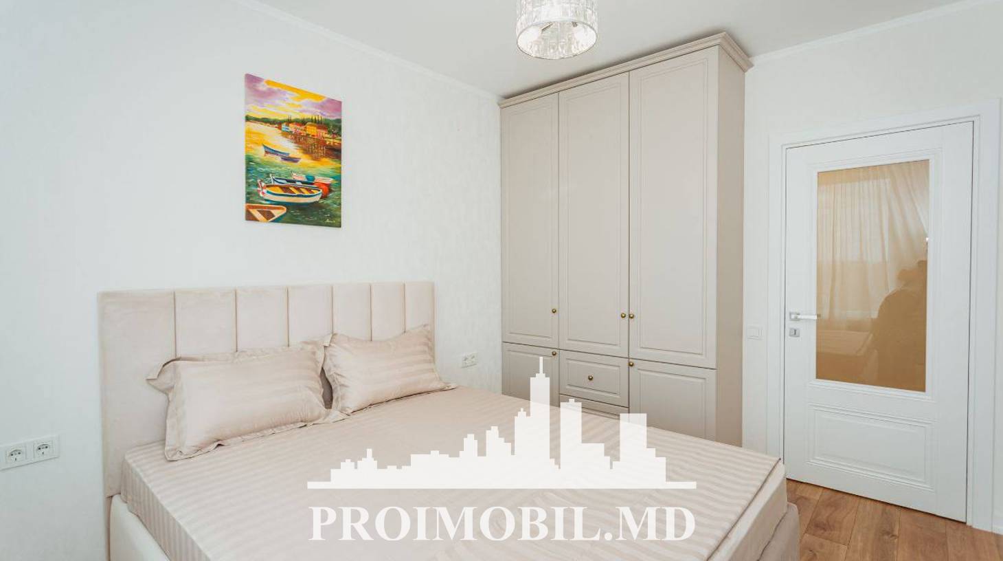 https://images.proimobil.md/DZGLTeizQw3rB65vQBWllZzK9OjIcAh81DLpx9P-UxA/watermark:0.75:so:0:30:0.39/resize:fill:1460:816:1/gravity:ce/bG9jYWw6Ly8vZXN0YXRlL2xyLzJhOGRkZjAyLWIxNGItNDA4MC1hZGZhLWRiNjE2ZDRmM2Y0NC5qcGVn
