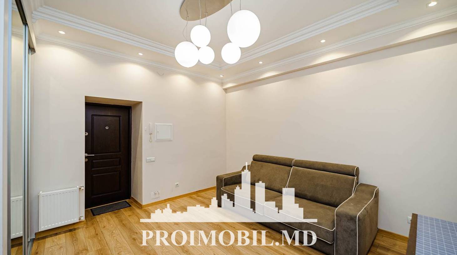 https://images.proimobil.md/D_nzayjD7r19AuiCS4nH4xLOH565PVmsNyJqCkLwfg4/watermark:0.75:so:0:30:0.39/resize:fill:1460:816:1/gravity:ce/bG9jYWw6Ly8vZXN0YXRlL2xyL2ViNmY3MDVkLTI1NjMtNDllYy1hZmNhLTU2NTQ4YzU3NjkzOC5qcGVn