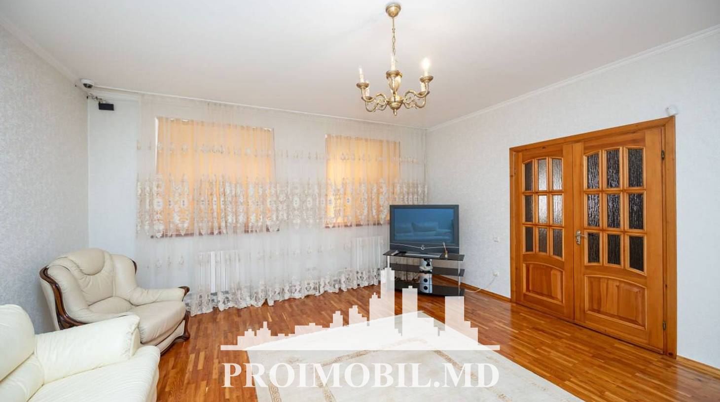 https://images.proimobil.md/DbobZAqChd2HvxUhImJhlpeSV6tBvDa2CIKj3u1EvvI/watermark:0.75:so:0:30:0.39/resize:fill:1460:816:1/gravity:ce/bG9jYWw6Ly8vZXN0YXRlL2xyLzlhODZjYjlhLWVjNGQtNDVkNi1hYzE0LWUzMmZjNGYxNGNjNS5qcGVn